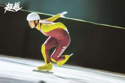 详解棒球规则中的打击区干扰判定当打者的脚部滑出白线区域